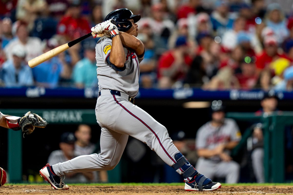 Baldwin breaks tie with 2-run homer in 9th and Braves top Phillies 3-1 to avoid 4-game sweep