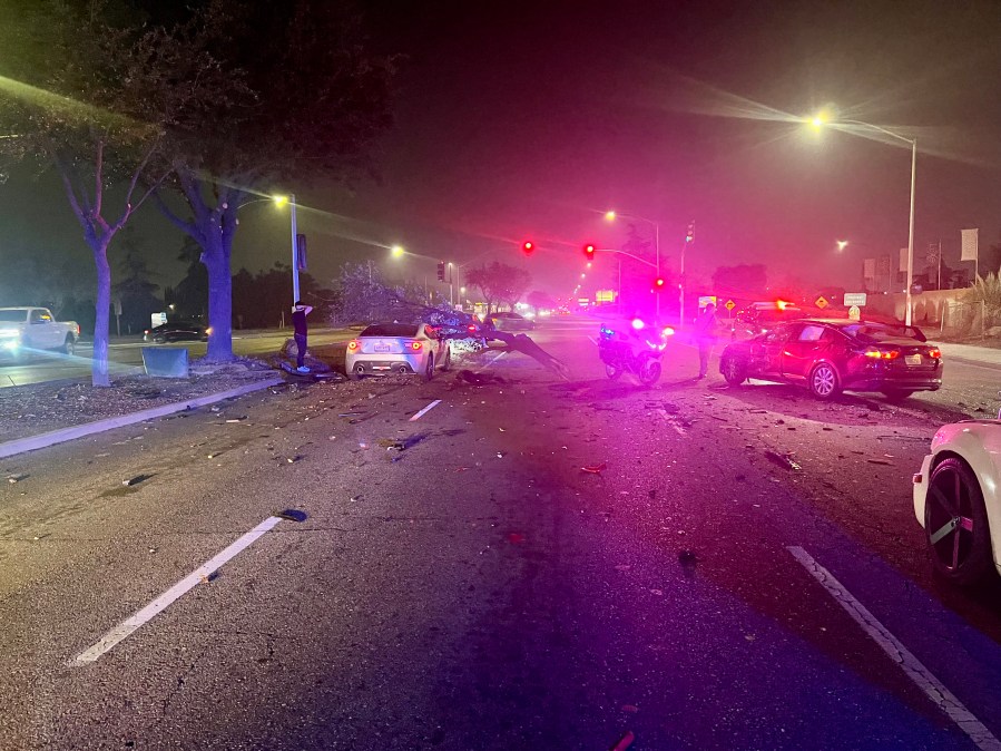 Suspect leads CHP on pursuit, crashes into multiple cars in Fresno County