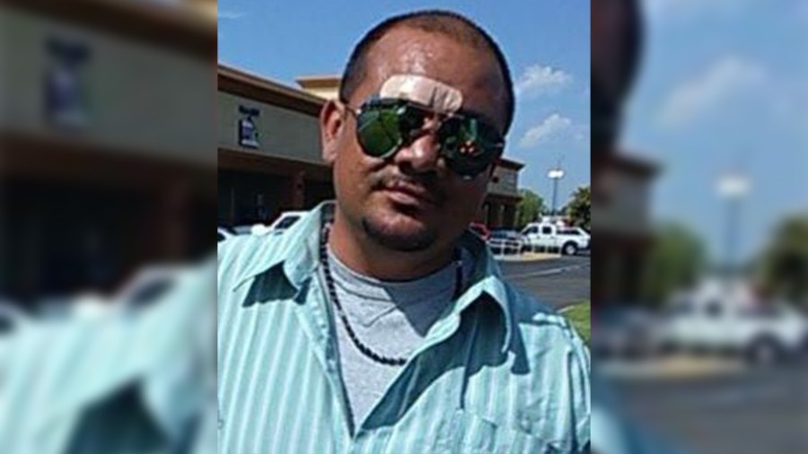 IDENTIFIED: Man who died after stabbing outside Carl's Jr. in Fresno