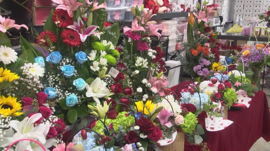 Last-minute Valentine's shoppers hit Fresno stores