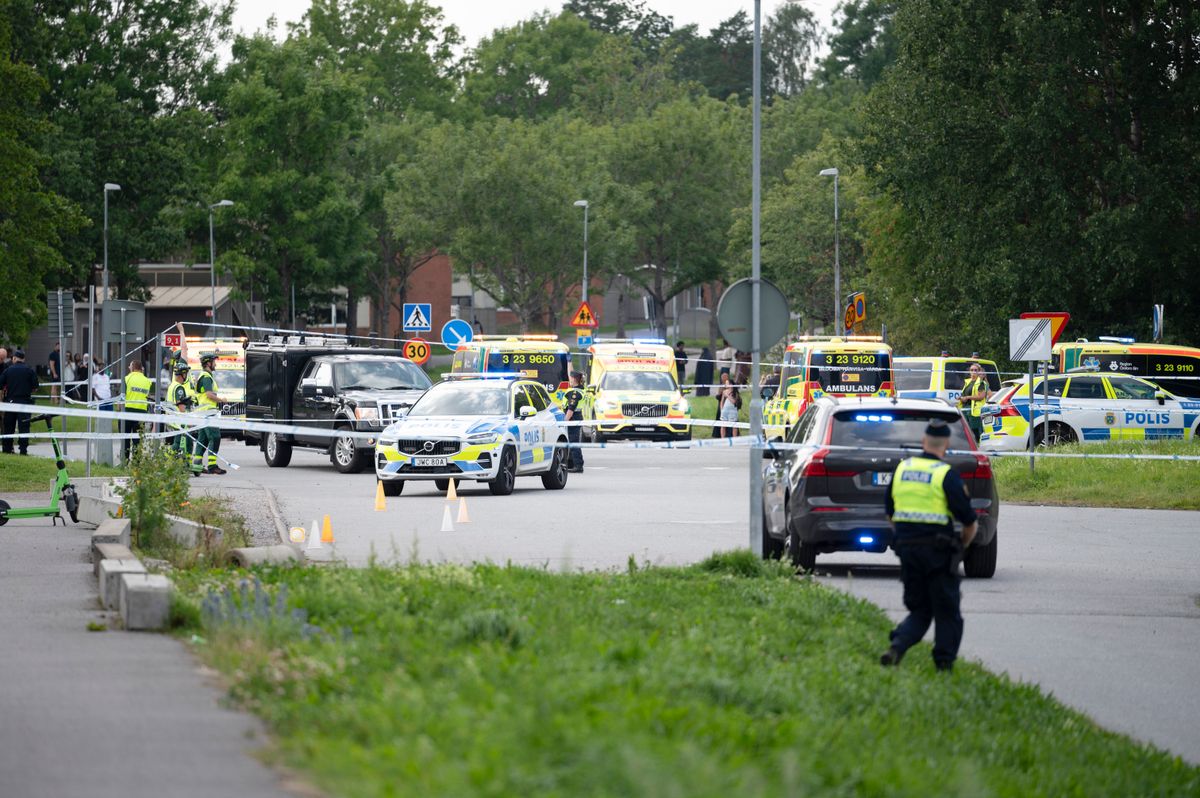 Shooting near a mosque in Sweden leaves 2 wounded, police say