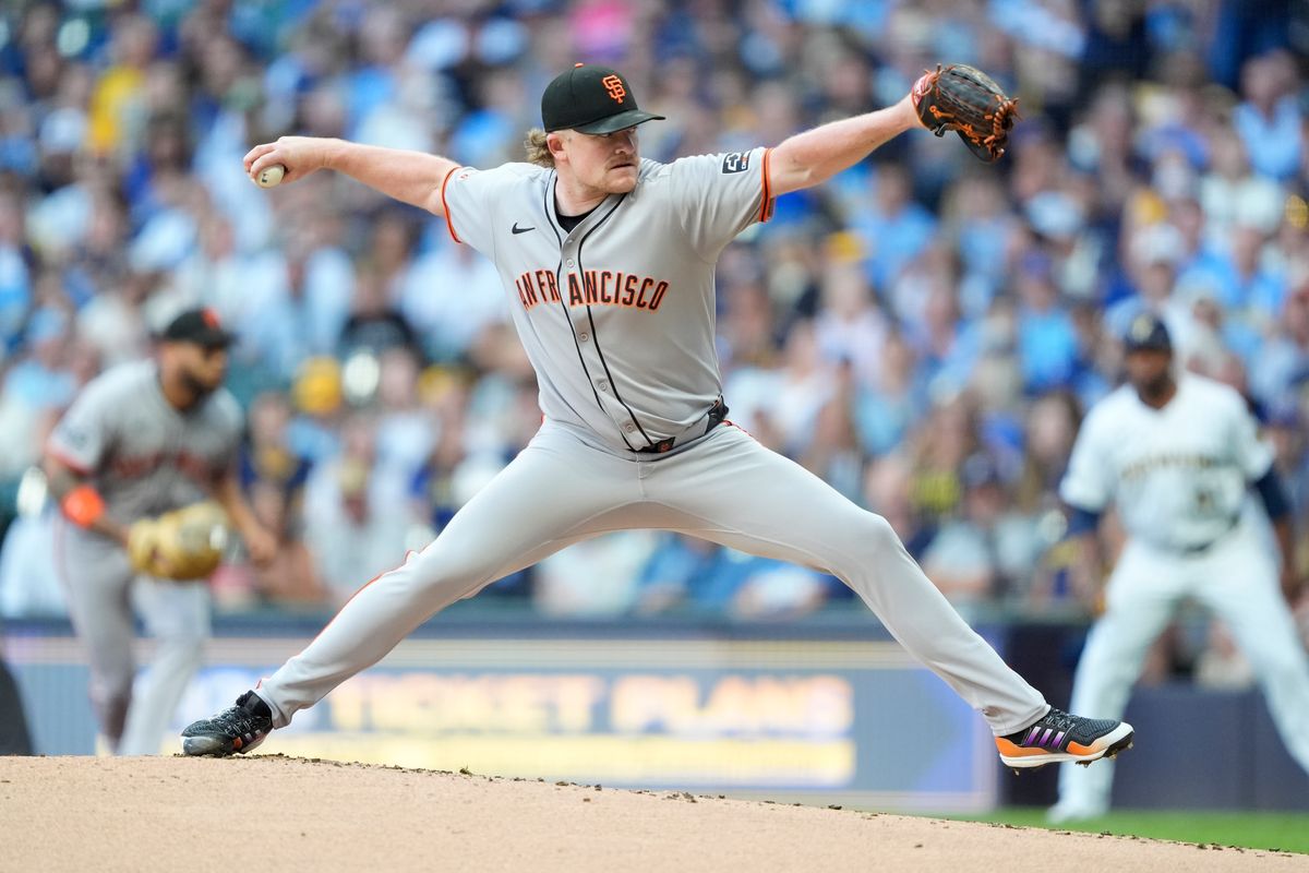 Webb helps Giants stop slide with 7-1 win over MLB-best Brewers