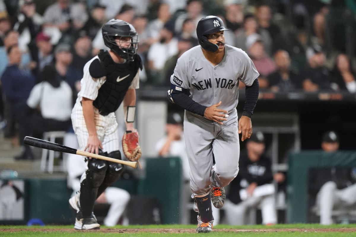 Bellinger, Chisholm, Grisham homers power Yankees past White Sox 10-4 for 5th straight win